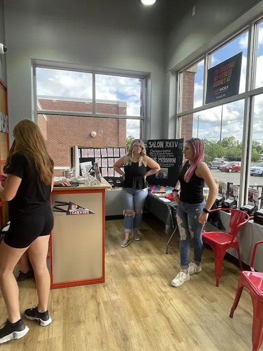 HOTWORX - Oxford, MI - Lake Orion Picture 6