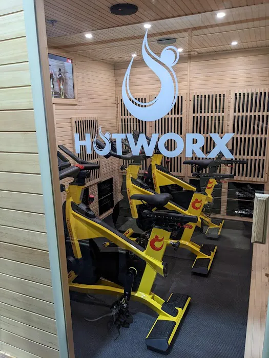 HOTWORX - Oxford, MI - Lake Orion Picture 9