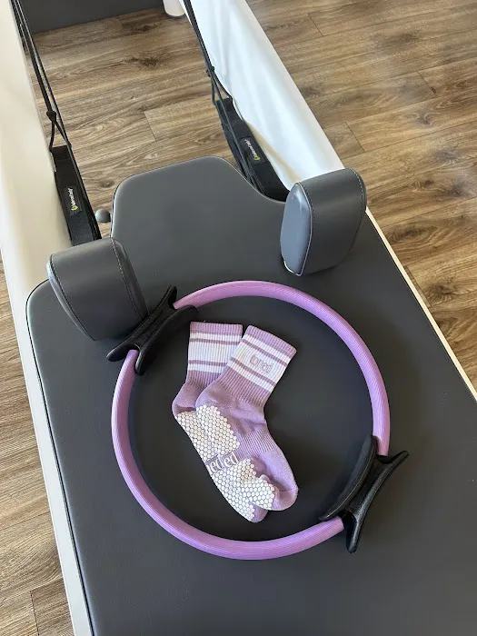 toned studio pilates Picture 6