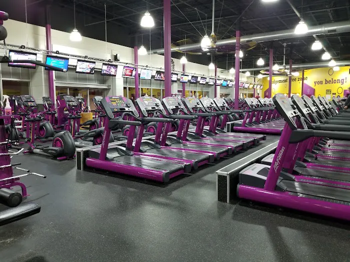Planet Fitness Picture 1