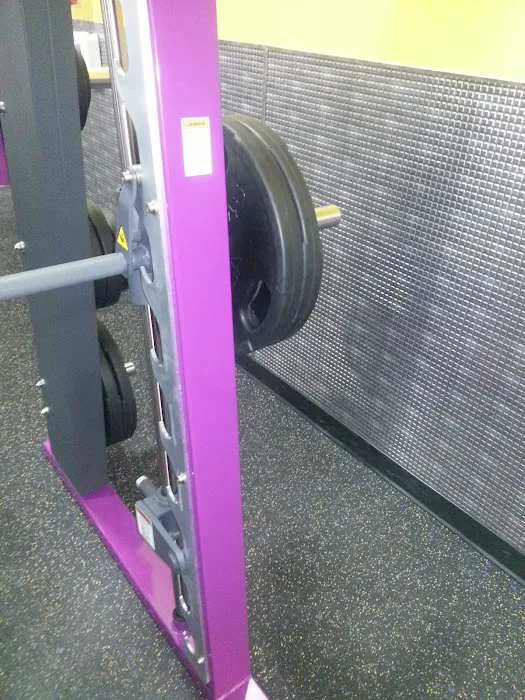 Planet Fitness Picture 7