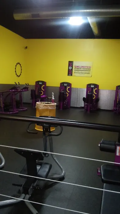 Planet Fitness Picture 9