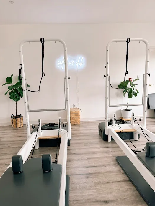toned studio pilates Picture 10