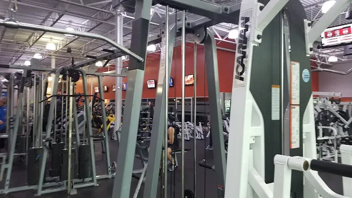 Onelife Fitness - South Frederick Picture 2