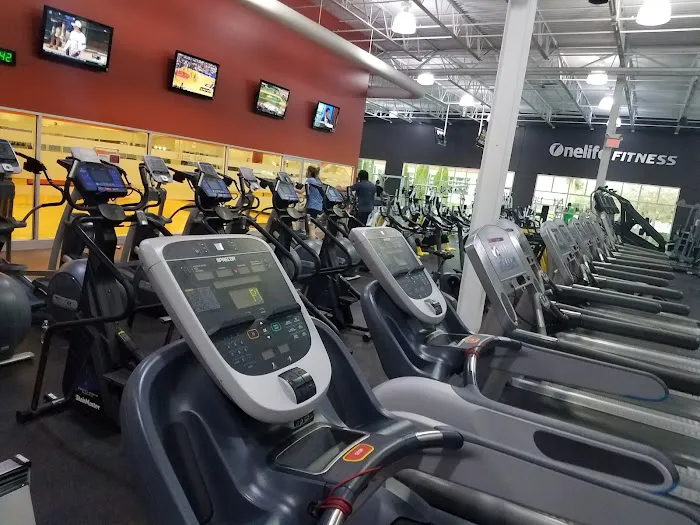 Onelife Fitness - South Frederick Picture 4