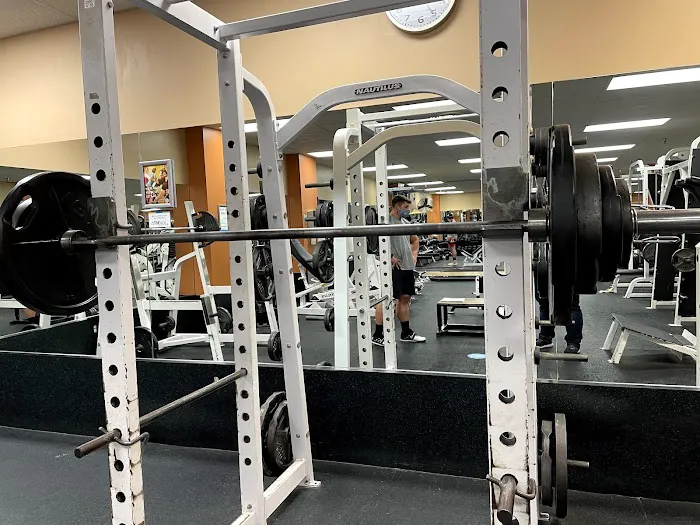 Gold's Gym - Frederick Picture 4