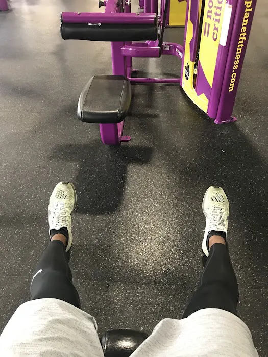 Planet Fitness Picture 10