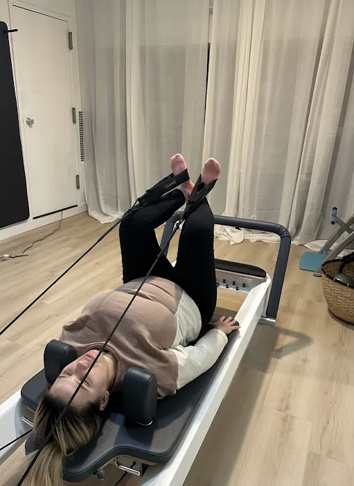 Pilates with Revka Picture 3