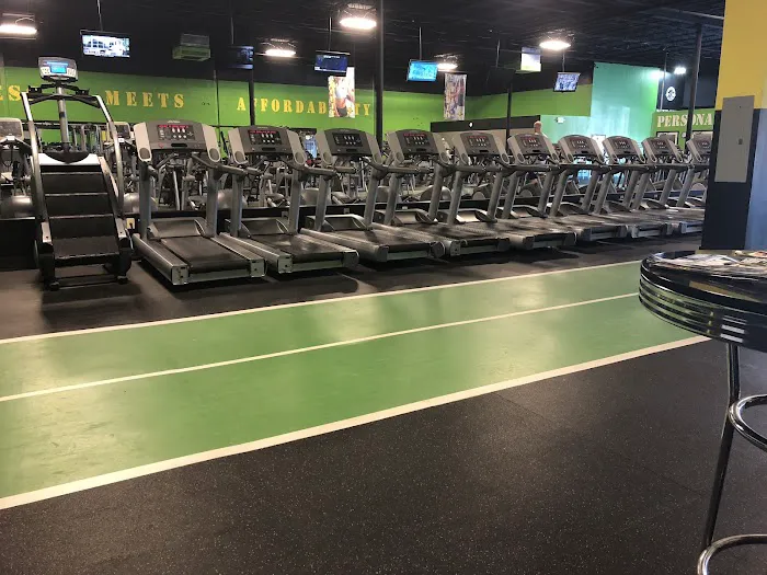 Fitness 4 Less Picture 5