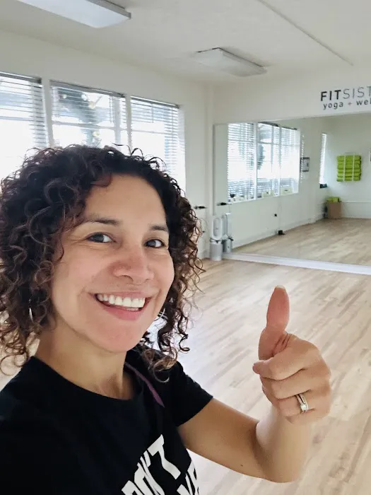 FitSisters Yoga and Wellness Picture 2