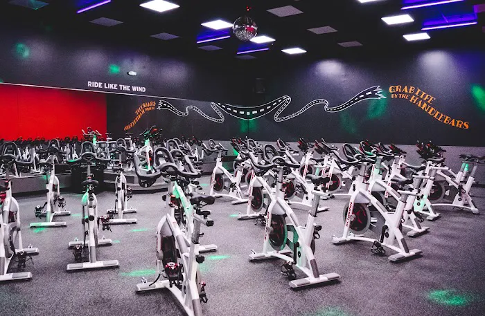 Crunch Fitness - College Park Picture 10