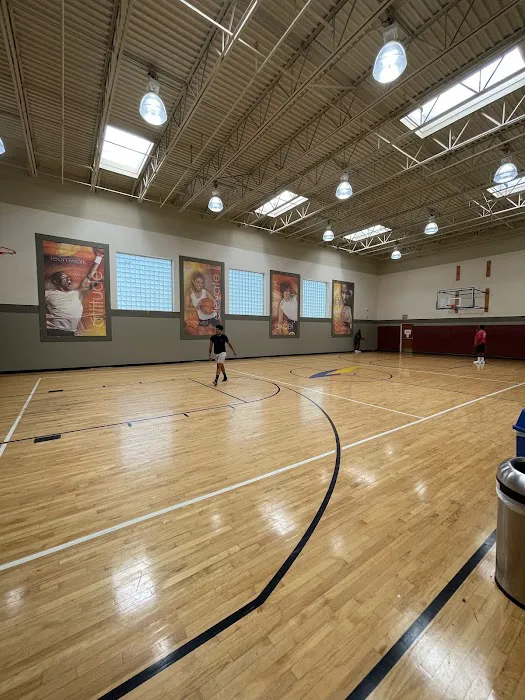 LA Fitness Picture 7