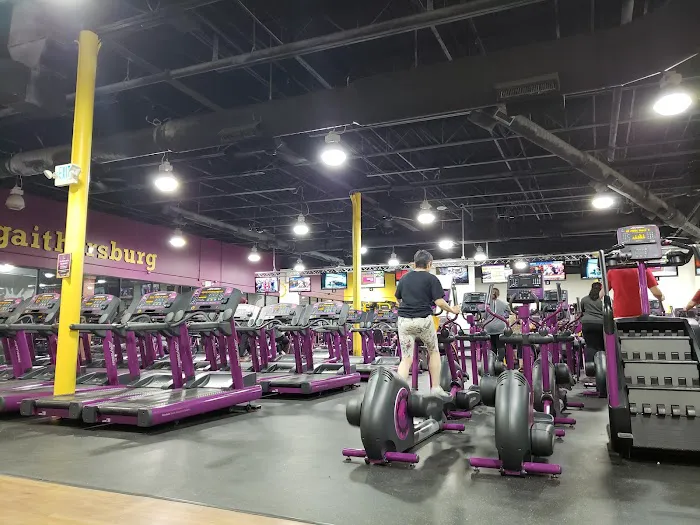 Planet Fitness Picture 10