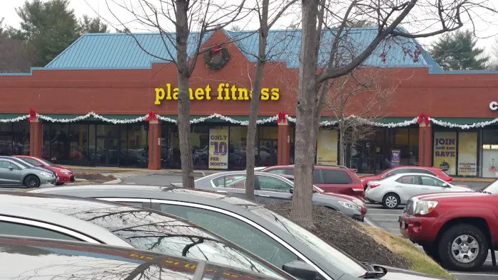 Planet Fitness Picture 8