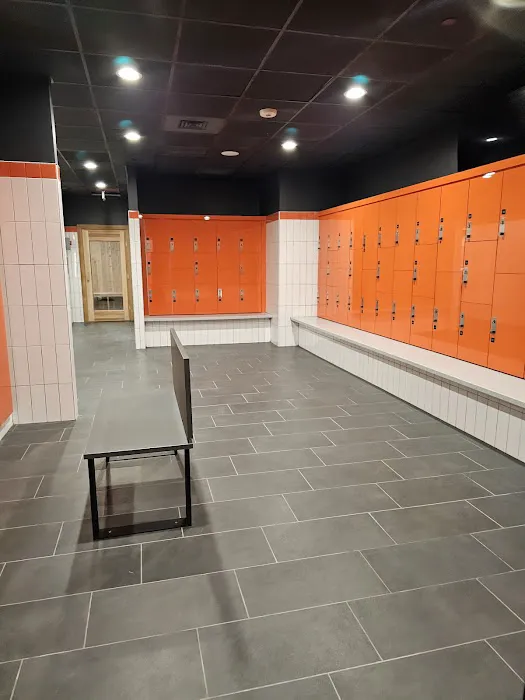 Crunch Fitness - Frederick Picture 3