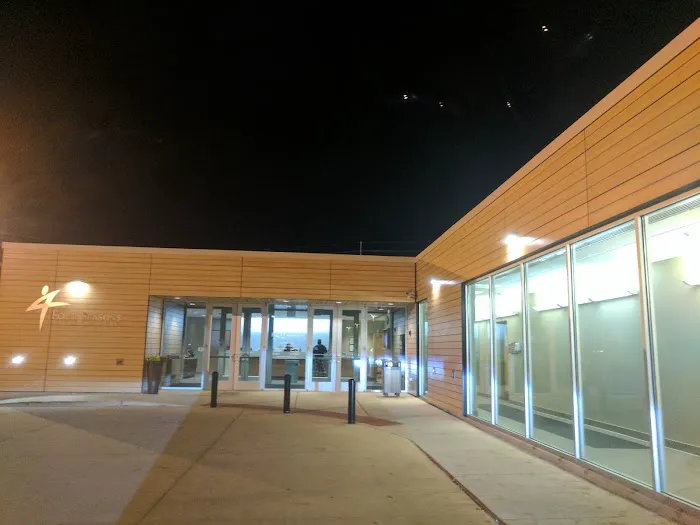Four Seasons Legacy Center Picture 7