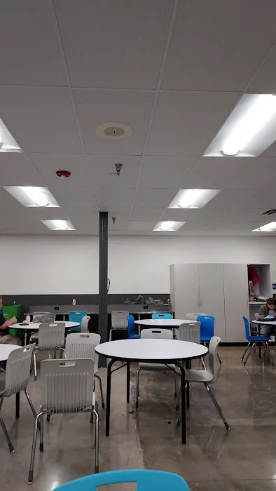 Evolve Fitness & Climbing Picture 3