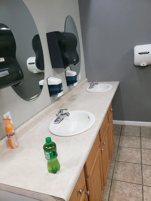 Evolve Fitness & Climbing Picture 5