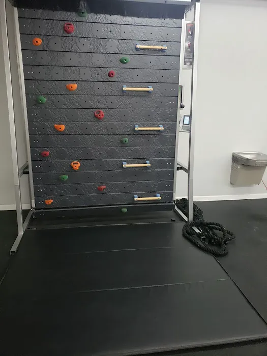 Evolve Fitness & Climbing Picture 9