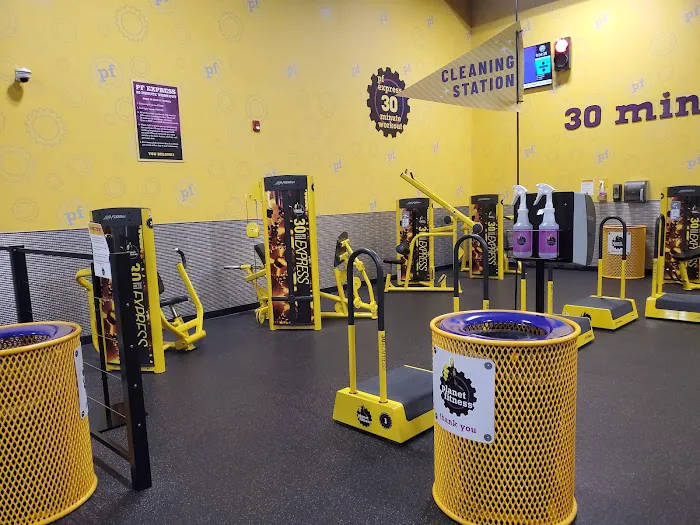 Planet Fitness Picture 6