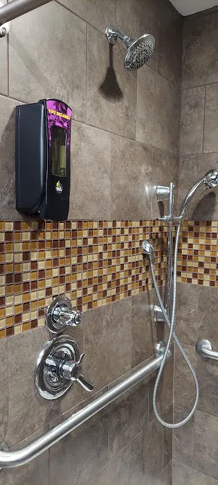 Planet Fitness Picture 8