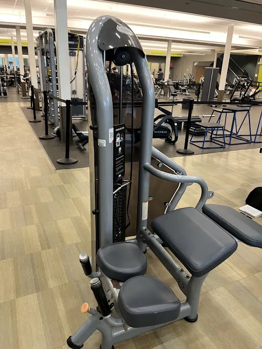 LA Fitness Picture 6