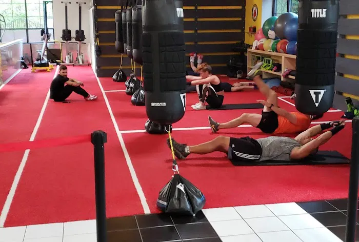 Retro Fitness Picture 3