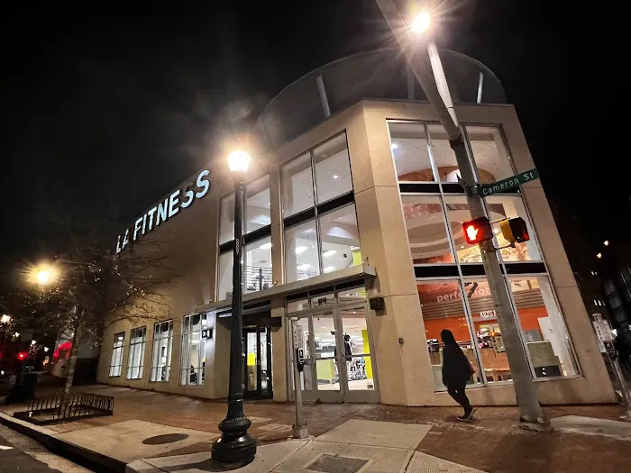LA Fitness Picture 4