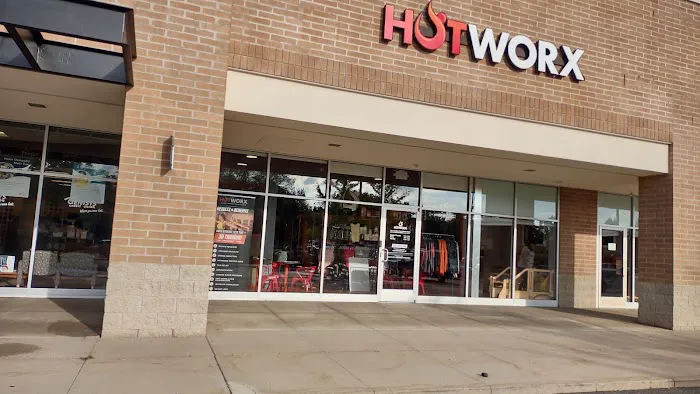 HOTWORX - Rochester Hills, MI - Crooks & Auburn Picture 5