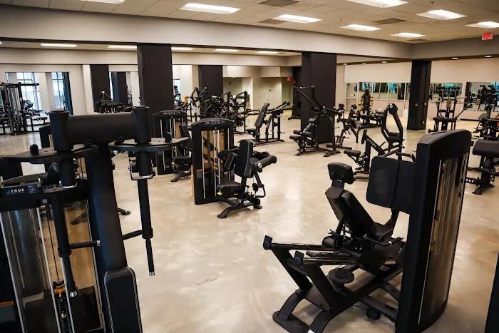 Gold's Gym Silver Spring Picture 1