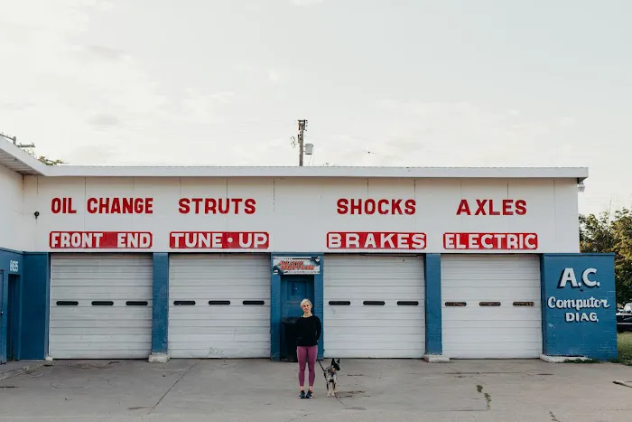 Detroit Body Garage Picture 5