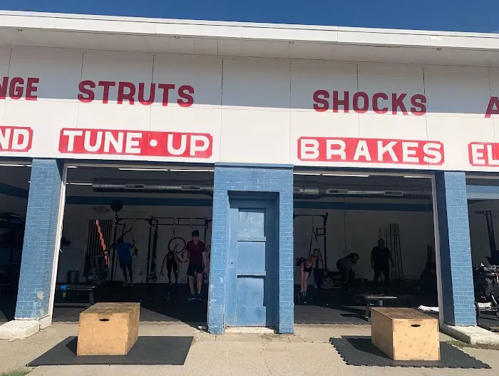 Detroit Body Garage Picture 8