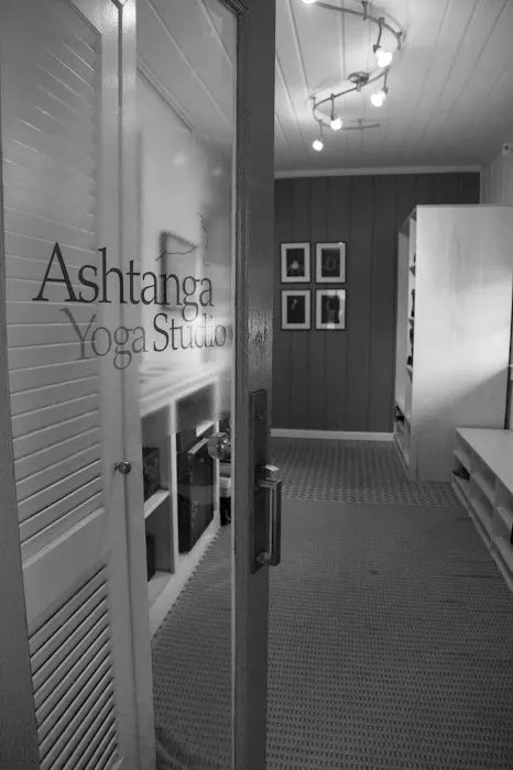 Ashtanga Yoga Studio DC Picture 1