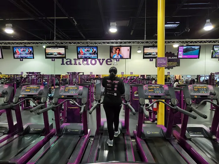 Planet Fitness Picture 7