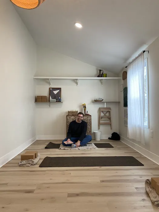 Homebodi Yoga Picture 1