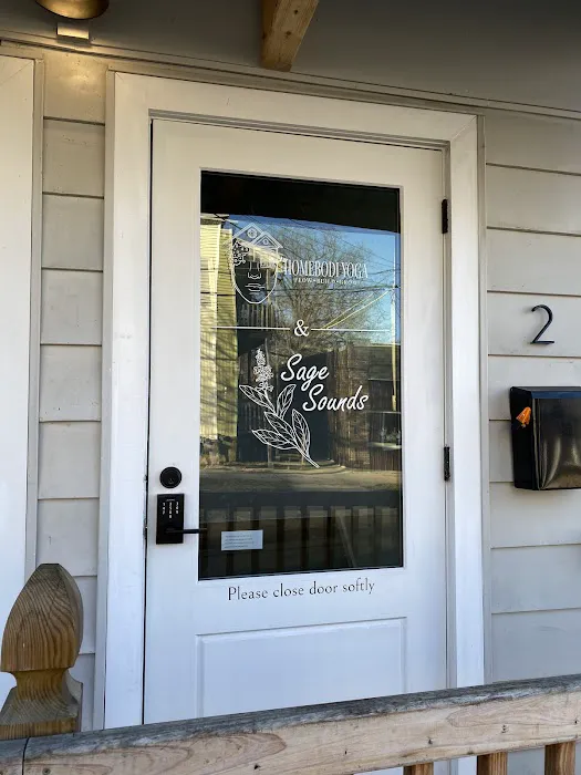 Homebodi Yoga Picture 6