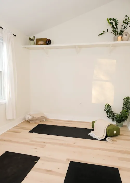 Homebodi Yoga Picture 9