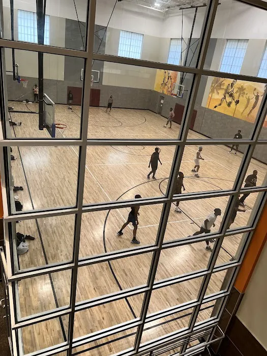 LA Fitness Picture 8