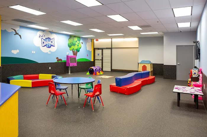 Crunch Fitness - Walker Picture 3