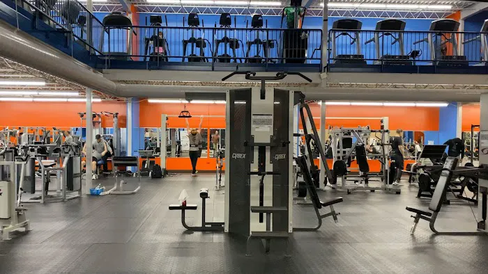 Family Fitness of Alpine Picture 1