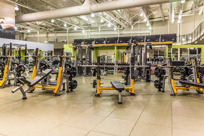 Orland Park Health & Fitness Center Picture 2