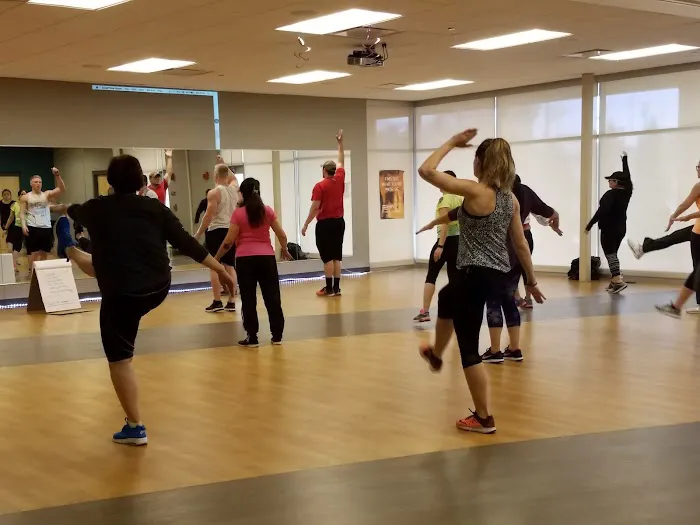 Burbank Park District Fusion Recplex -Fitness, Recreation, and Rentals Picture 3