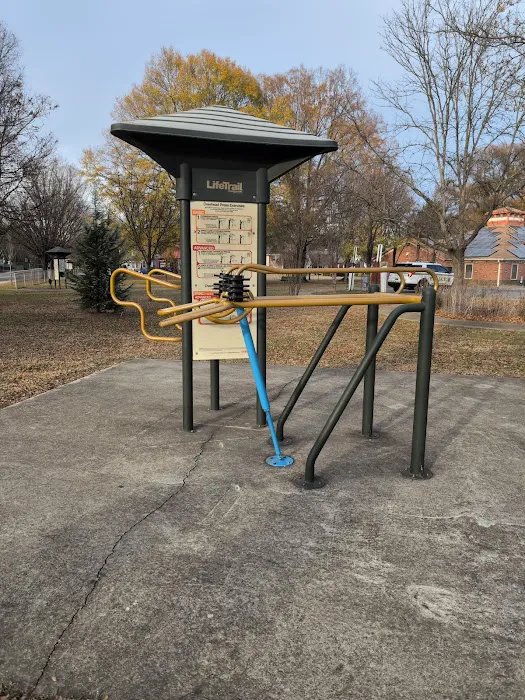 Outdoor Gym Picture 1