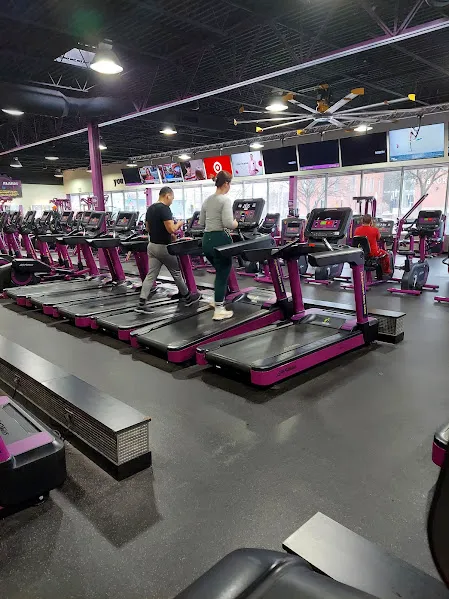 Planet Fitness Picture 2