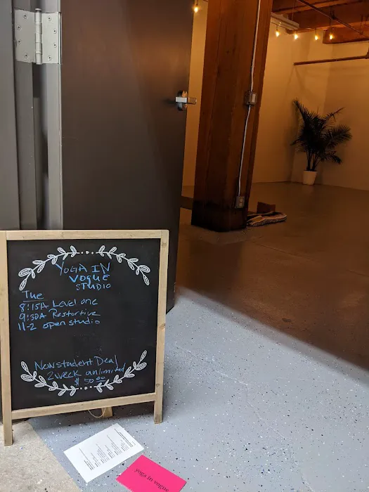 Yoga In Vogue Picture 9