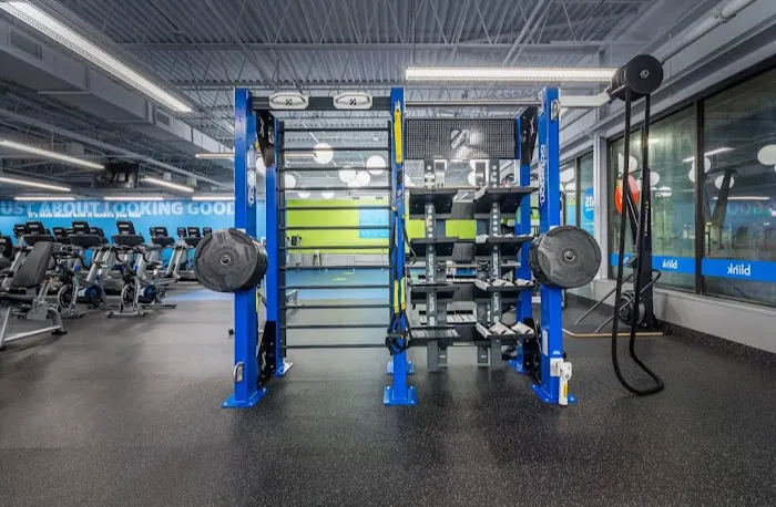 Blink Fitness Midway Picture 7