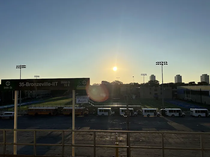 Parmer Activity Center at De La Salle Picture 2