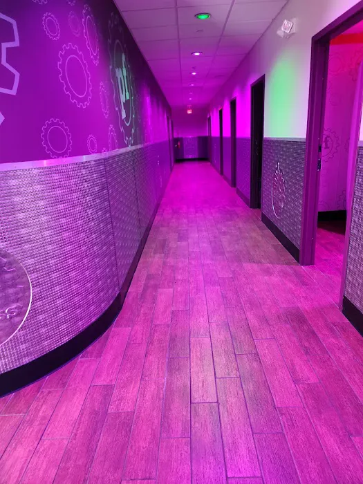 Planet Fitness Picture 2