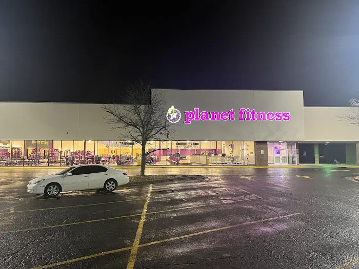 Planet Fitness Picture 4