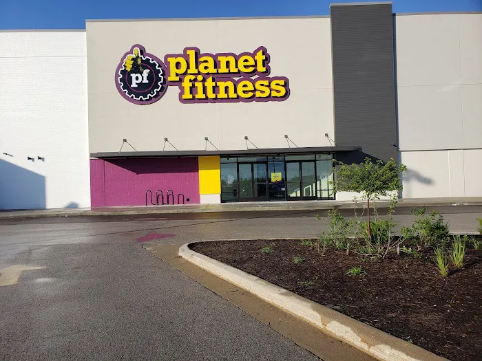 Planet Fitness Picture 3
